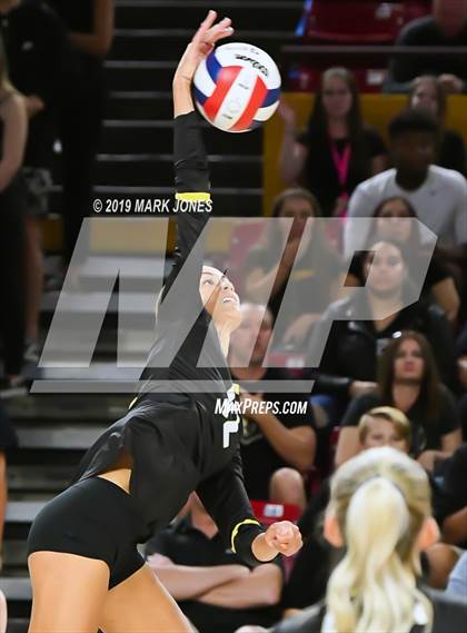 Thumbnail 2 in Basha vs. Perry (AIA 6A Final)  photogallery.