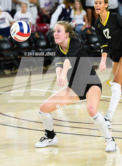 Thumbnail 1 in Basha vs. Perry (AIA 6A Final)  photogallery.