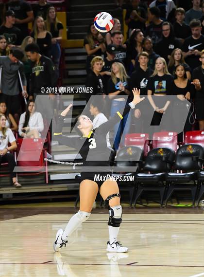 Thumbnail 1 in Basha vs. Perry (AIA 6A Final)  photogallery.