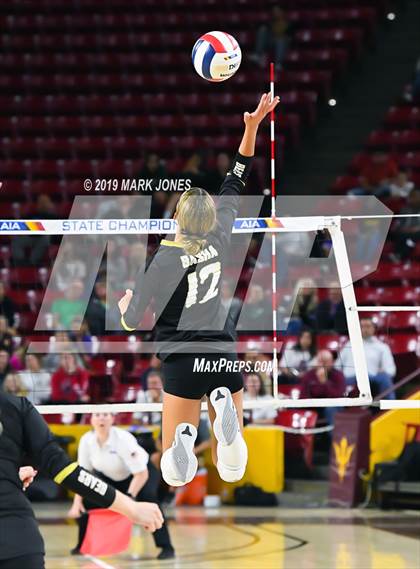 Thumbnail 1 in Basha vs. Perry (AIA 6A Final)  photogallery.