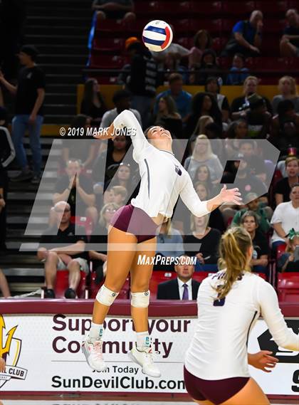 Thumbnail 3 in Basha vs. Perry (AIA 6A Final)  photogallery.
