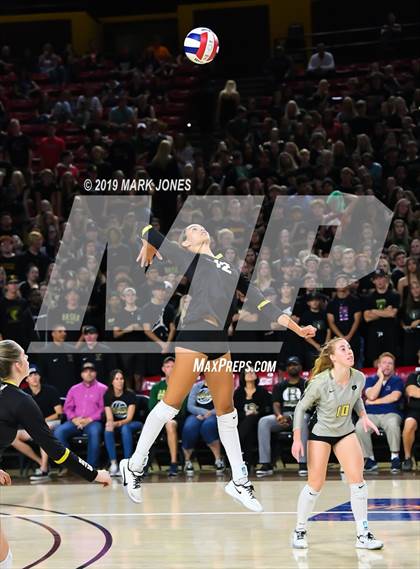 Thumbnail 1 in Basha vs. Perry (AIA 6A Final)  photogallery.