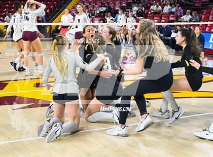 Thumbnail 1 in Basha vs. Perry (AIA 6A Final)  photogallery.