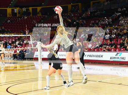 Thumbnail 3 in Basha vs. Perry (AIA 6A Final)  photogallery.