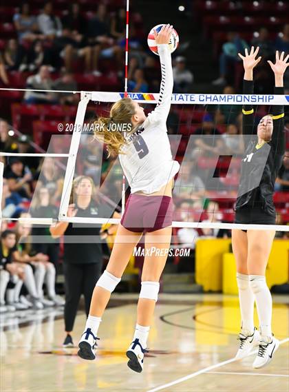 Thumbnail 2 in Basha vs. Perry (AIA 6A Final)  photogallery.