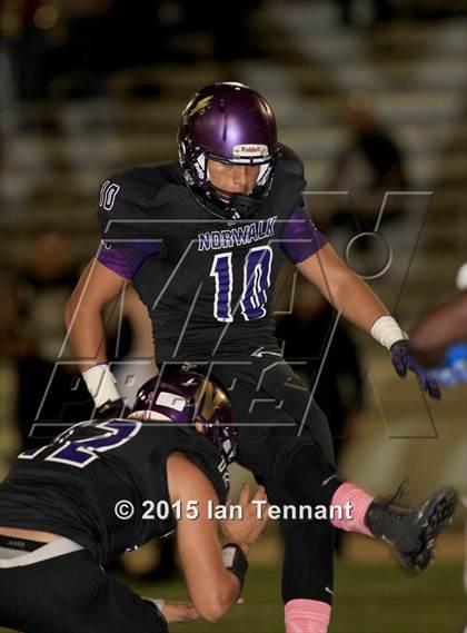 Thumbnail 1 in Norwalk vs. Mayfair photogallery.