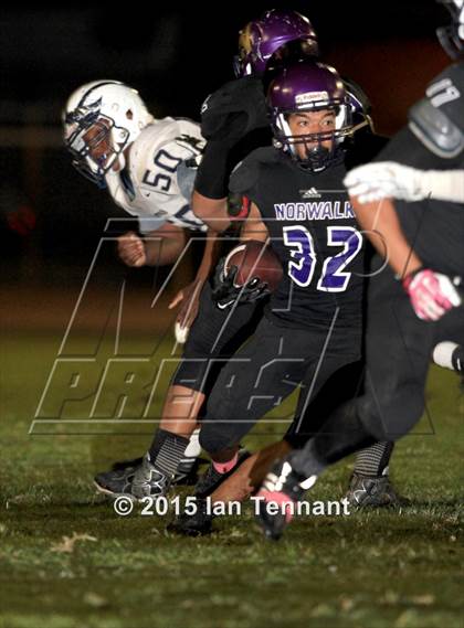 Thumbnail 2 in Norwalk vs. Mayfair photogallery.