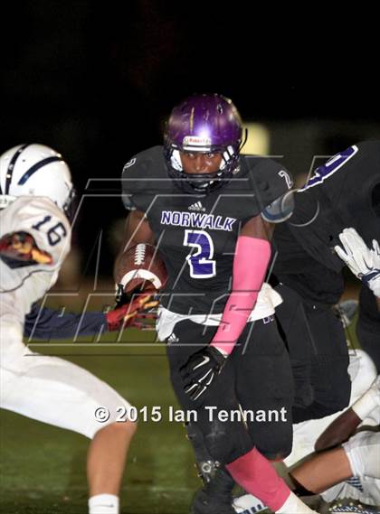 Thumbnail 3 in Norwalk vs. Mayfair photogallery.