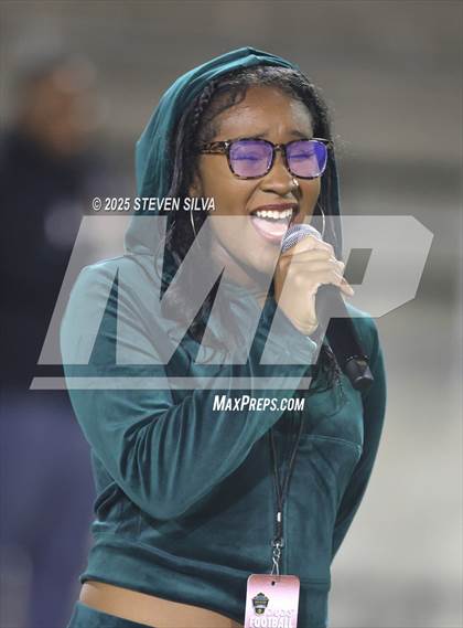 Thumbnail 1 in Lincoln vs. Granite Hills (CIF SDS Division 1 Final) photogallery.