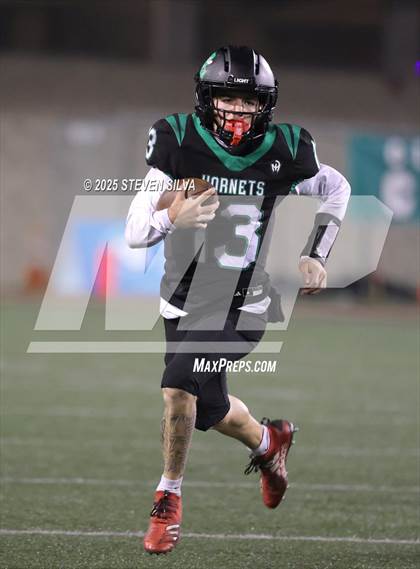 Thumbnail 1 in Lincoln vs. Granite Hills (CIF SDS Division 1 Final) photogallery.