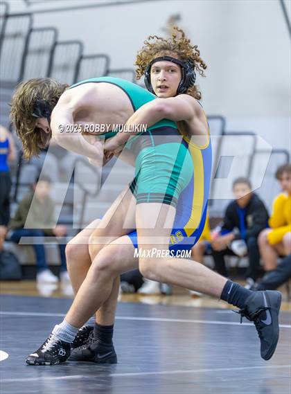 Thumbnail 2 in Stadium @ Kentwood photogallery.