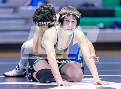 Thumbnail 2 in Stadium @ Kentwood photogallery.