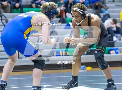 Thumbnail 2 in Stadium @ Kentwood photogallery.