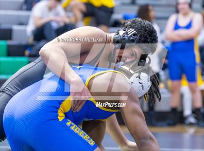 Thumbnail 3 in Stadium @ Kentwood photogallery.