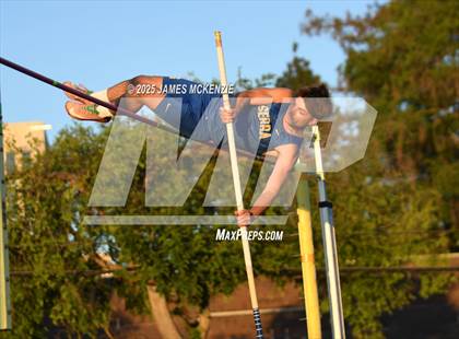 Thumbnail 2 in WCAL Finals (Pole Vault) photogallery.