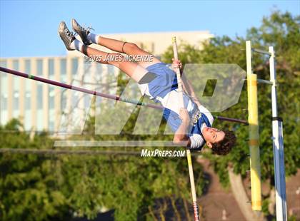 Thumbnail 2 in WCAL Finals (Pole Vault) photogallery.