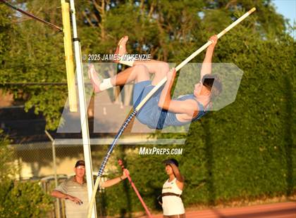 Thumbnail 1 in WCAL Finals (Pole Vault) photogallery.