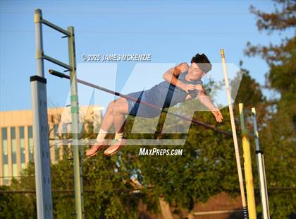 Thumbnail 1 in WCAL Finals (Pole Vault) photogallery.