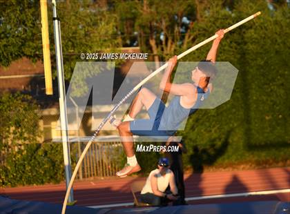 Thumbnail 3 in WCAL Finals (Pole Vault) photogallery.