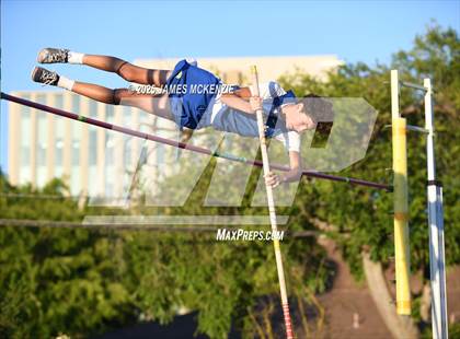 Thumbnail 1 in WCAL Finals (Pole Vault) photogallery.