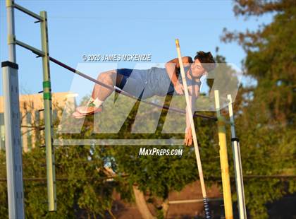 Thumbnail 3 in WCAL Finals (Pole Vault) photogallery.