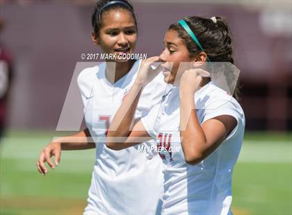 Thumbnail 3 in Cinco Ranch vs Tompkins (UIL 6A Regional Final) photogallery.
