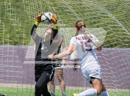 Thumbnail 2 in Cinco Ranch vs Tompkins (UIL 6A Regional Final) photogallery.