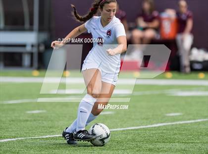 Thumbnail 2 in Cinco Ranch vs Tompkins (UIL 6A Regional Final) photogallery.