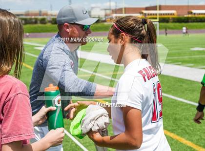 Thumbnail 3 in Cinco Ranch vs Tompkins (UIL 6A Regional Final) photogallery.