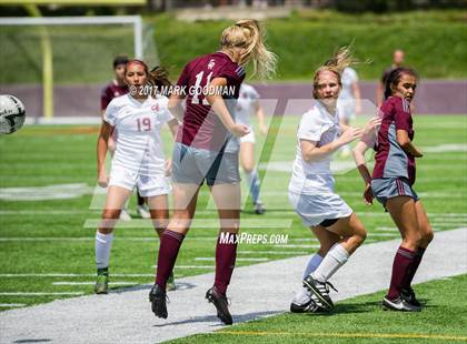 Thumbnail 2 in Cinco Ranch vs Tompkins (UIL 6A Regional Final) photogallery.