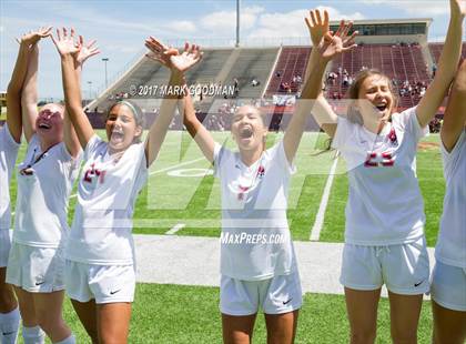 Thumbnail 1 in Cinco Ranch vs Tompkins (UIL 6A Regional Final) photogallery.