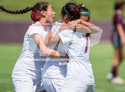 Thumbnail 3 in Cinco Ranch vs Tompkins (UIL 6A Regional Final) photogallery.