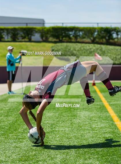 Thumbnail 2 in Cinco Ranch vs Tompkins (UIL 6A Regional Final) photogallery.