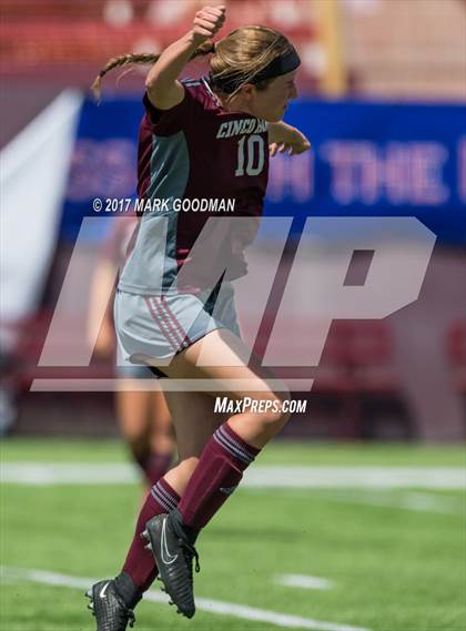 Thumbnail 2 in Cinco Ranch vs Tompkins (UIL 6A Regional Final) photogallery.