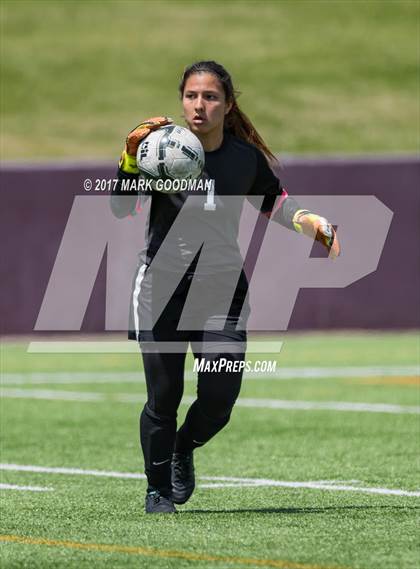 Thumbnail 1 in Cinco Ranch vs Tompkins (UIL 6A Regional Final) photogallery.