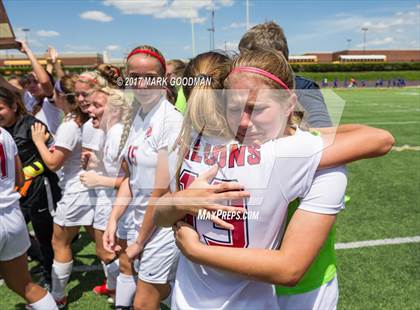 Thumbnail 2 in Cinco Ranch vs Tompkins (UIL 6A Regional Final) photogallery.