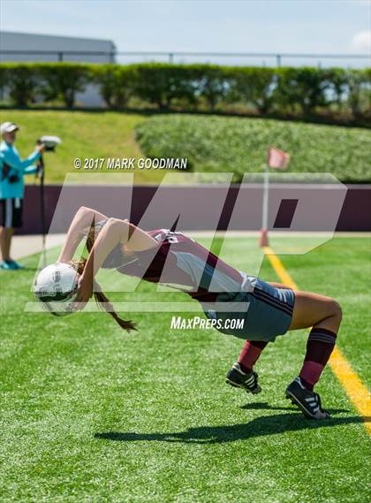 Thumbnail 3 in Cinco Ranch vs Tompkins (UIL 6A Regional Final) photogallery.