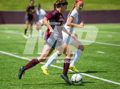 Thumbnail 2 in Cinco Ranch vs Tompkins (UIL 6A Regional Final) photogallery.