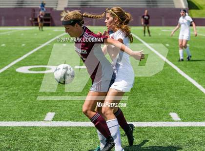 Thumbnail 2 in Cinco Ranch vs Tompkins (UIL 6A Regional Final) photogallery.