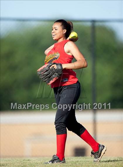 Thumbnail 2 in Goochland at Woodgrove (Region II Semifinal) photogallery.