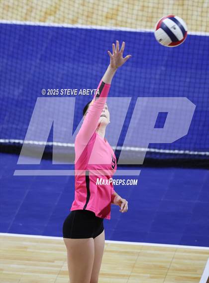 Thumbnail 3 in Battle Mountain vs. Green Mountain (CHSAA 4A First Round Elimination Bracket) photogallery.