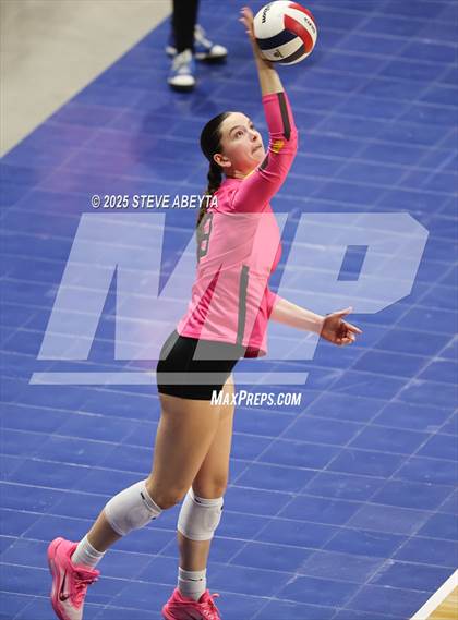 Thumbnail 3 in Battle Mountain vs. Green Mountain (CHSAA 4A First Round Elimination Bracket) photogallery.