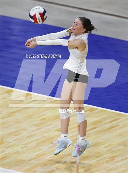 Thumbnail 2 in Battle Mountain vs. Green Mountain (CHSAA 4A First Round Elimination Bracket) photogallery.