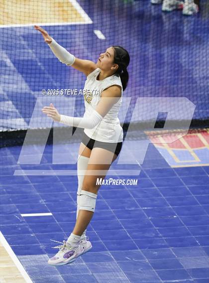 Thumbnail 3 in Battle Mountain vs. Green Mountain (CHSAA 4A First Round Elimination Bracket) photogallery.