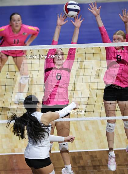 Thumbnail 1 in Battle Mountain vs. Green Mountain (CHSAA 4A First Round Elimination Bracket) photogallery.