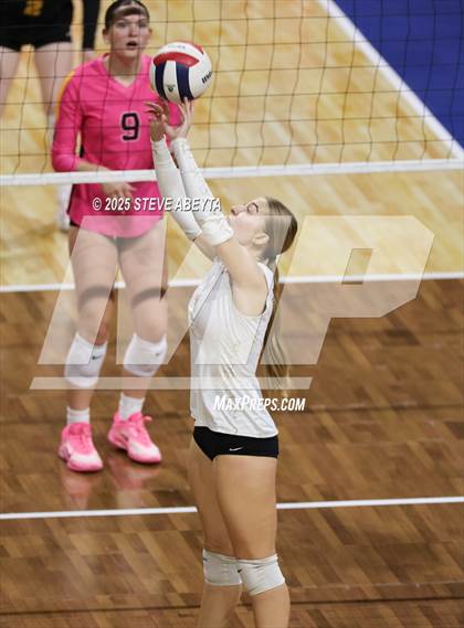 Thumbnail 3 in Battle Mountain vs. Green Mountain (CHSAA 4A First Round Elimination Bracket) photogallery.