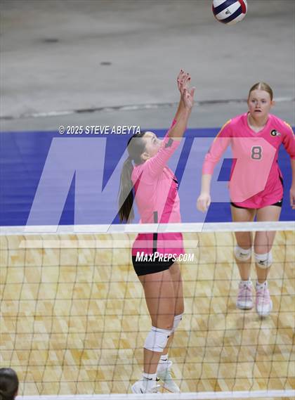 Thumbnail 3 in Battle Mountain vs. Green Mountain (CHSAA 4A First Round Elimination Bracket) photogallery.