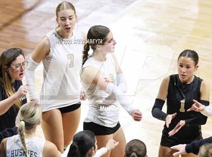 Thumbnail 3 in Battle Mountain vs. Green Mountain (CHSAA 4A First Round Elimination Bracket) photogallery.