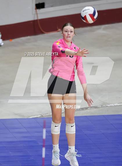 Thumbnail 3 in Battle Mountain vs. Green Mountain (CHSAA 4A First Round Elimination Bracket) photogallery.