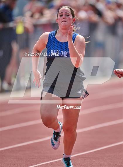 Thumbnail 1 in Rosehill Eagles Relays (100M) photogallery.